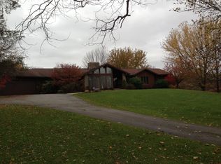 18 Buggywhip Trl, Honeoye Falls, NY 14472