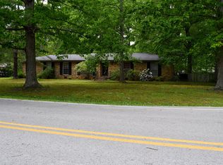 1226 Hillcrest Dr, Manchester, TN 37355