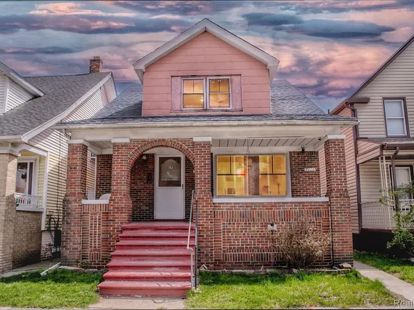 3110 Roosevelt St, Hamtramck, MI 48212