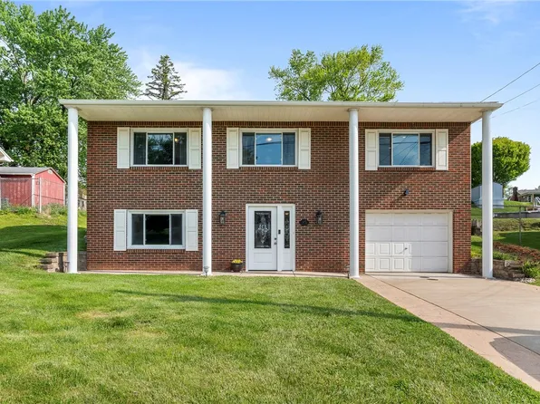 25 Concord Dr, Irwin, PA 15642