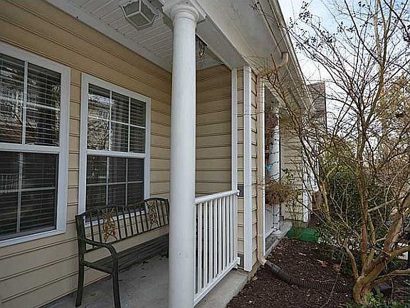 3rd image of 116 Ellis Dr