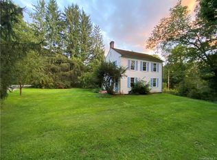 500 Oak Summit Rd, Millbrook, NY 12545