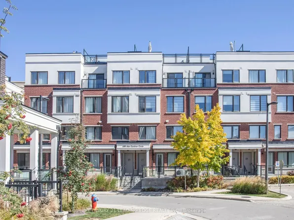 600 Alex Gardner Cir Unit 119, Aurora, ON L4G 3G5