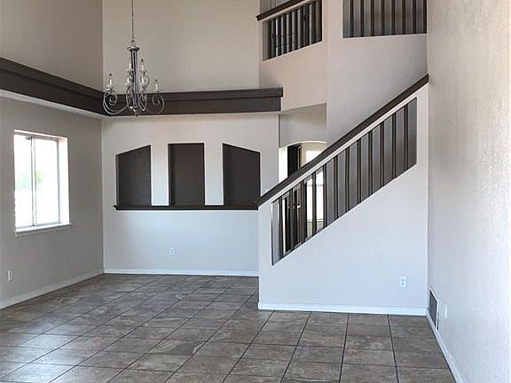 3rd image of 12401 Tierra Nogal Dr