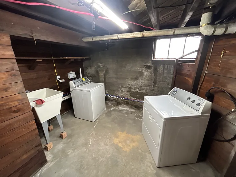 1814 Olive St #3 — Photo 16