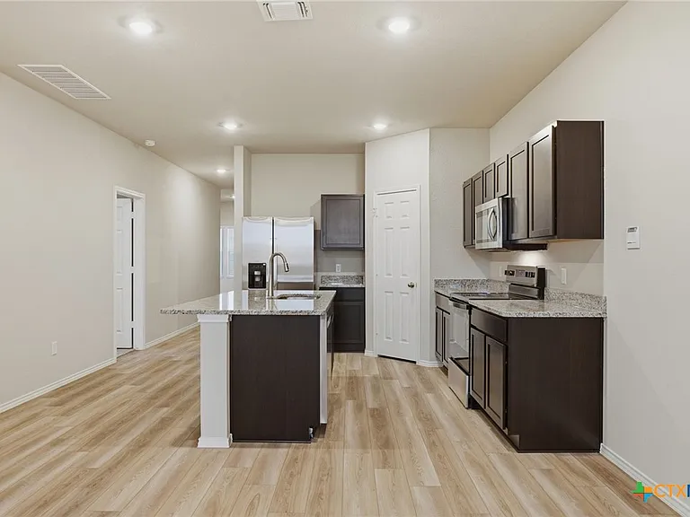 1126 Stone Valley Rd #B — Photo 10