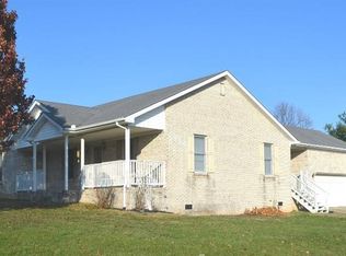 409 Oakley Ave, Harrodsburg, KY 40330