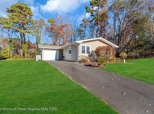 75 Markham Rd, Brick, NJ 08724