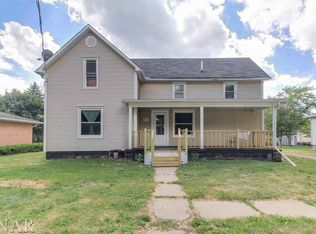 406 S Monroe St, Mackinaw, IL