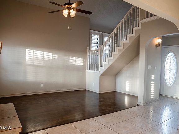 2nd image of 1501 Cezanne Cir
