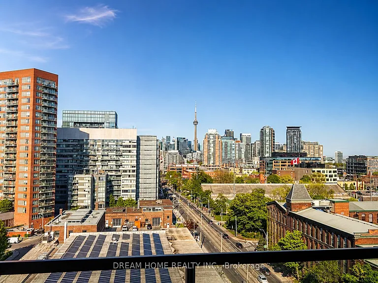 285 Dufferin St #810 — Photo 11