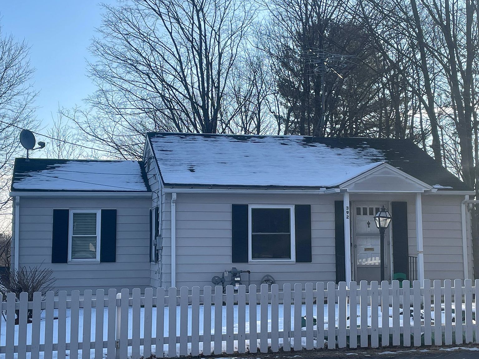 392 Pleasant St, Leominster, MA 01453 Zillow