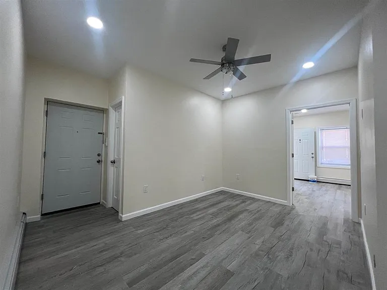 34 Giles Ave #1 — Photo 4
