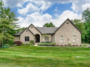 3283 Foxcroft Dr, Lewis Center, OH 43035