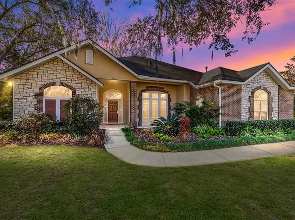 3715 NW 39th Pl, Gainesville, FL 32606