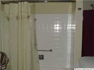 5th image of 30 Easton Way