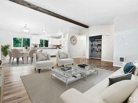 3rd image of 16815 Sorbus Court SE