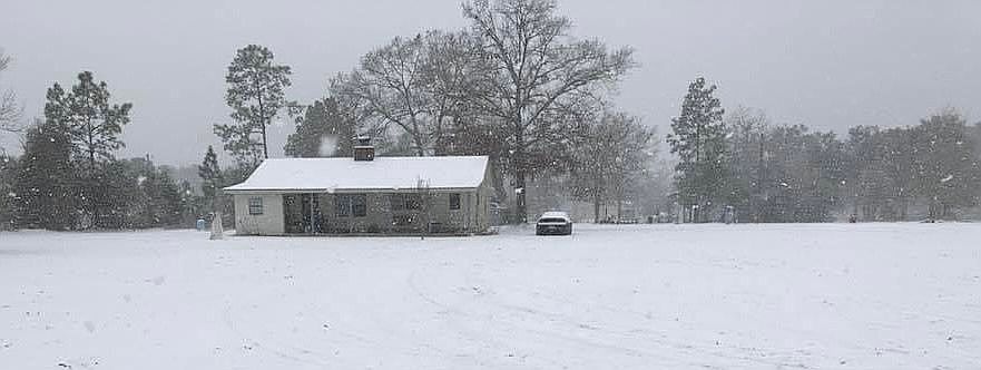 1st image of 25 B Baker Dr
