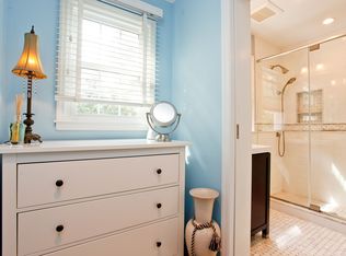 1 Oak Way, Scarsdale, NY 10583