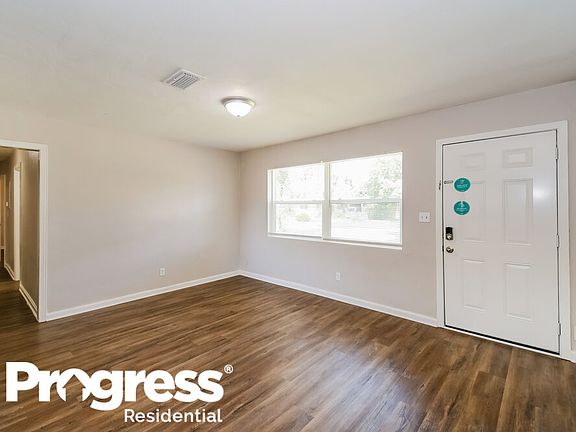 3rd image of 5820 Techwood Dr