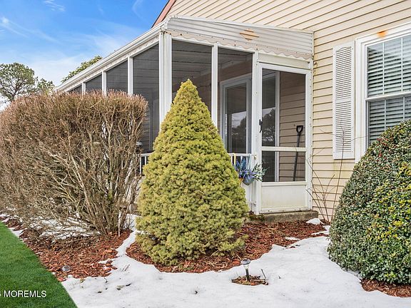 4th image of 7 Amherst Road #A