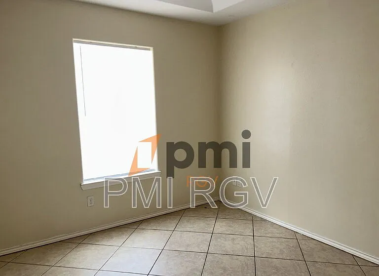 315 W Albatross Ave #UNITC — Photo 11
