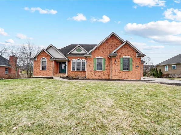 620 Burnside Dr, Tipp City, OH 45371