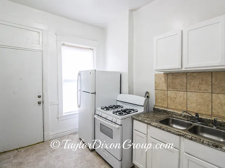 4249 W Maypole Ave #1 — Photo 18