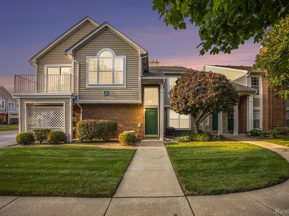 4165 Berkshire Dr, Sterling Heights, MI 48314