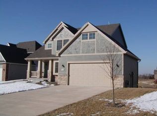 1107 Kanza Dr, Lawrence, KS 66049