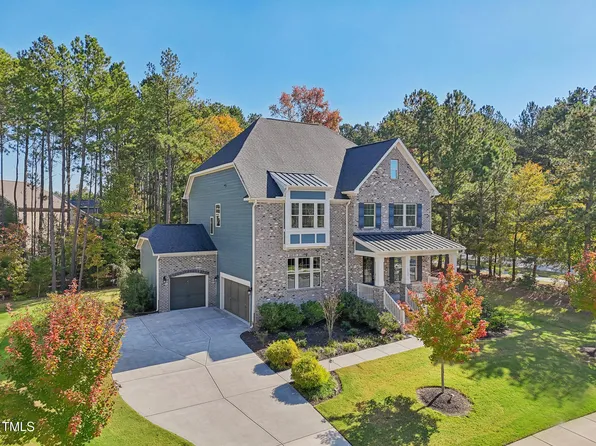 1129 Queensdale Dr, Cary, NC 27519