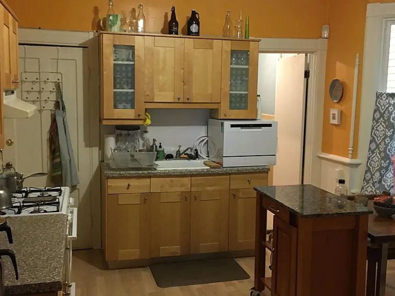 175 Nicoll St #1 — Photo 3