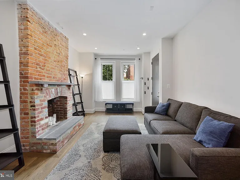 2298 Champlain St NW #B — Photo 10