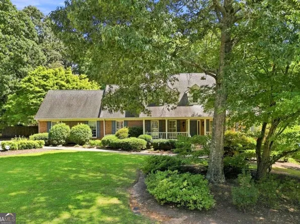 2170 Lullwater Ct, Lawrenceville, GA 30043