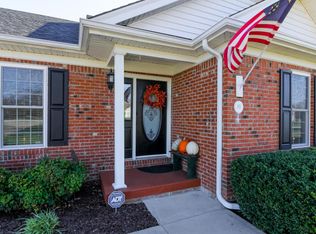 85 Stone Crest Ct, Fisherville, KY 40023