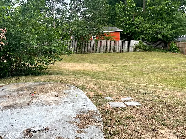 2703 Northwood Ct — Photo 32