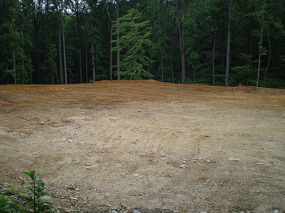 5th image of 1833 Alder Ln
