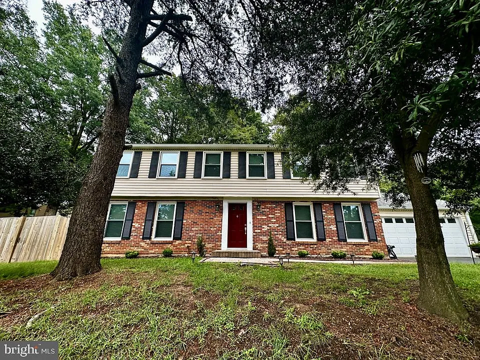 2281 Dosinia Ct