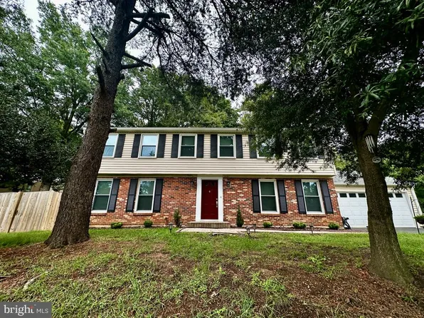 2281 Dosinia Ct, Reston, VA 20191