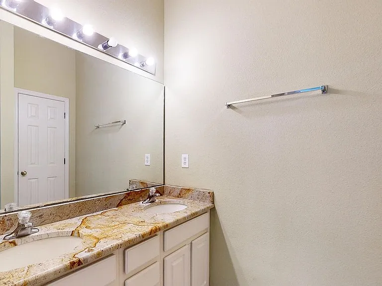 5881 Moonstone Ct — Photo 5