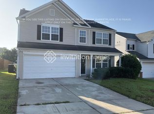 8020 Caliber Woods Dr, Raleigh, NC 27616