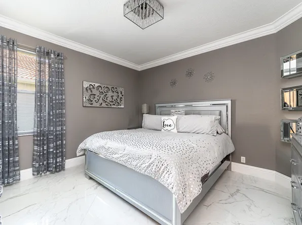 21254 Falls Ridge Way, Boca Raton, FL 33428