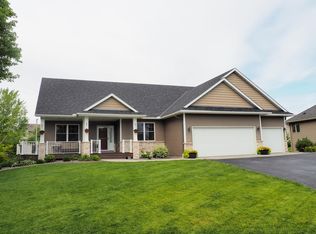 20176 Explorer Ct N, Forest Lake, MN 55025