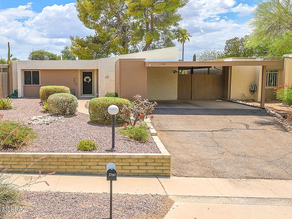 1st image of 1760 S Desert Vista Dr