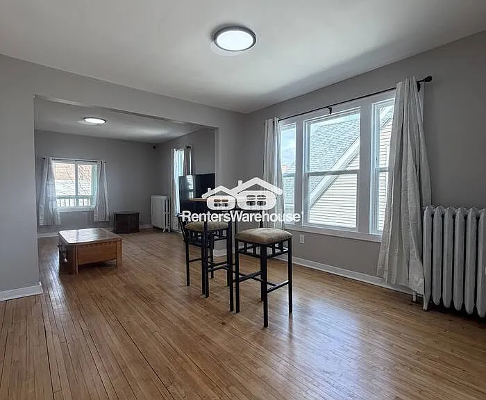 2925 2nd Ave S #3 — Photo 4
