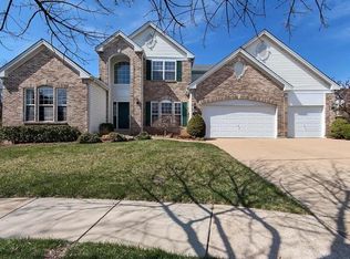 1055 Nooning Tree Dr, Chesterfield, MO 63017