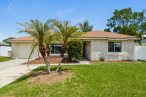 426 Iowa Woods Cir E Photo 1