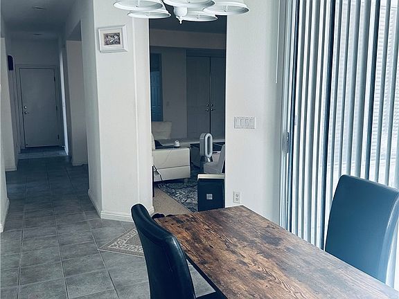 5th image of 4373 Carta Luna St