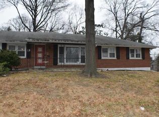 6311 De Mara Dr, Saint Louis, MO 63123