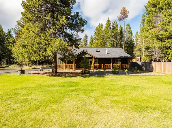 17048 Norwalk Rd, Bend, OR 97707